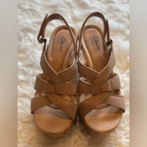 Clarks Giselle Beach Wedge Sandal brand new